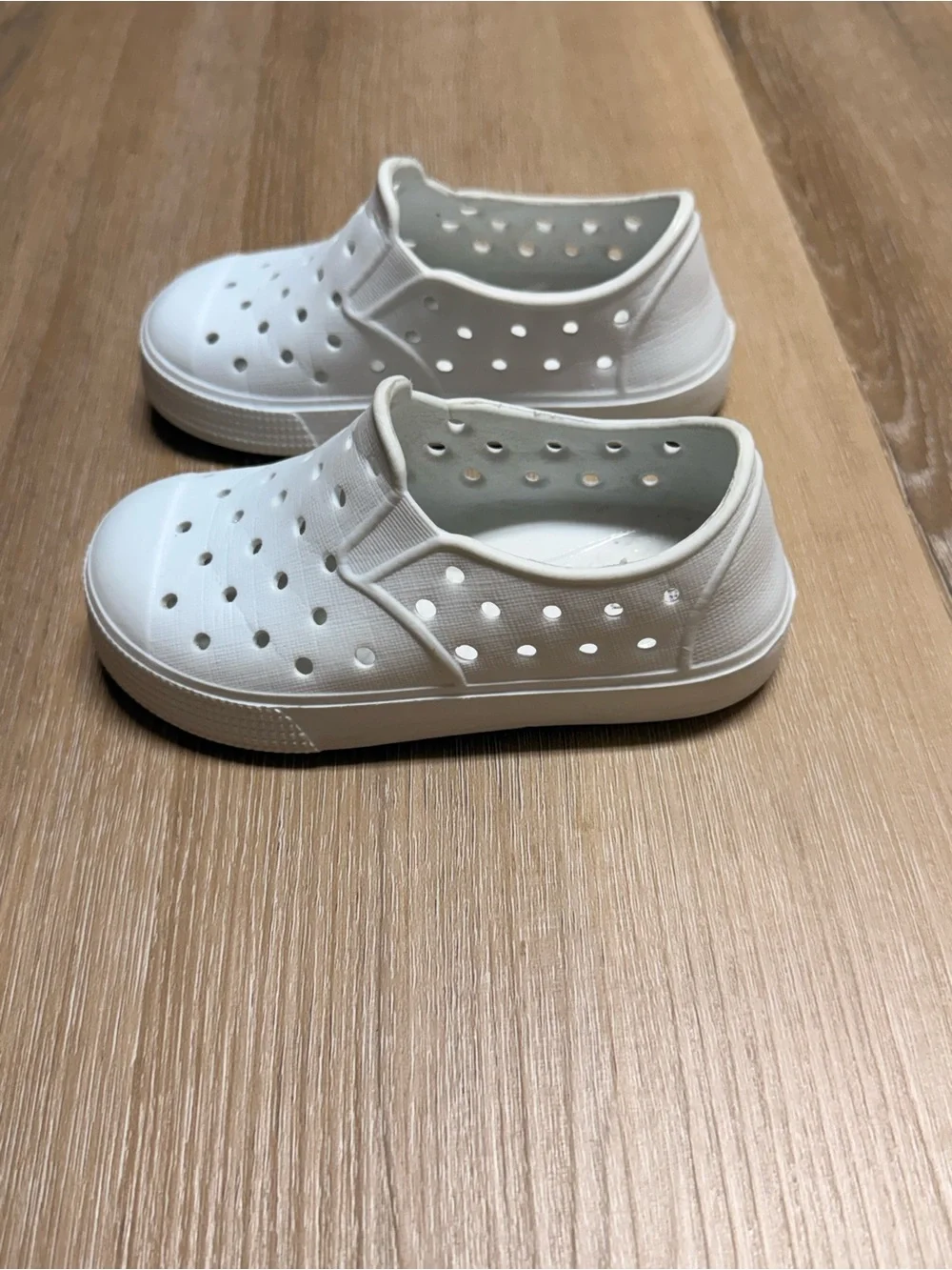 Harper Canyon Kids White Slip-On Casual Shoes